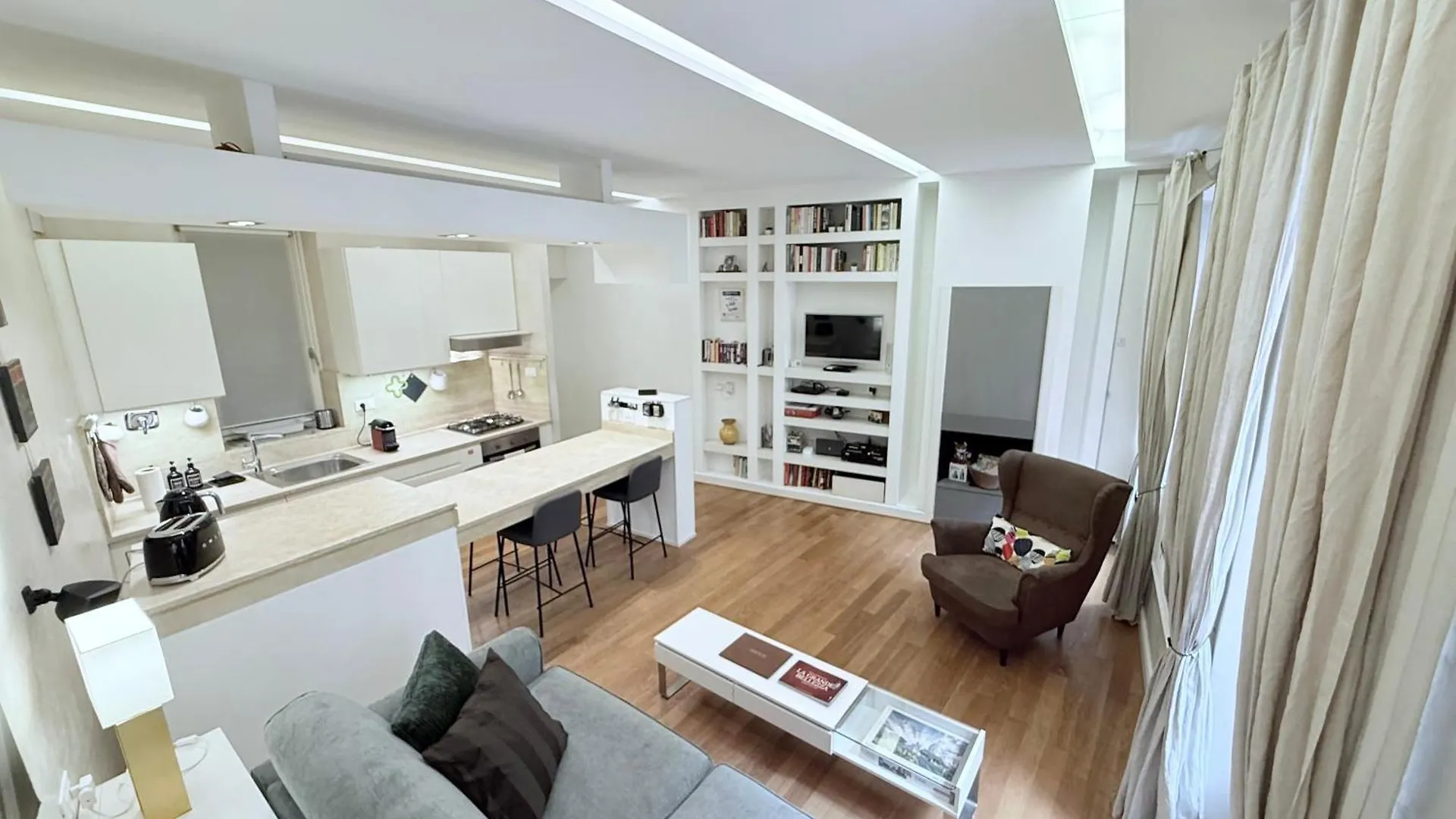 Campo Dei Fiori Modern Apartment With Terrace Rome