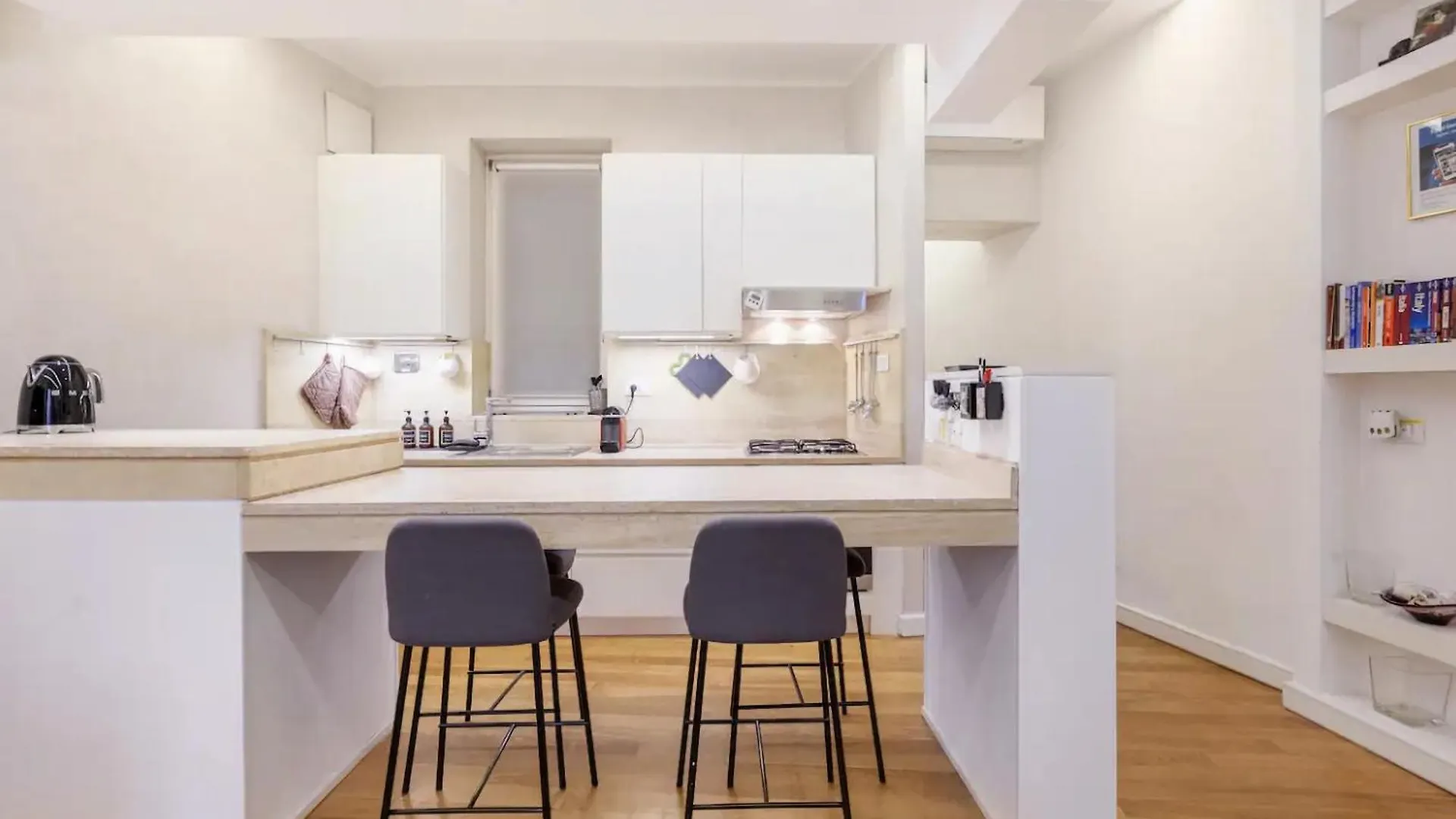Campo Dei Fiori Modern Apartment With Terrace Rome